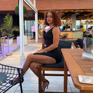 Meet your Posher, Alexandra